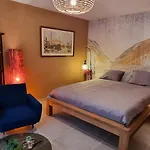 Bed & Breakfast La Chevre Folle - Lodging And Cooking In Style