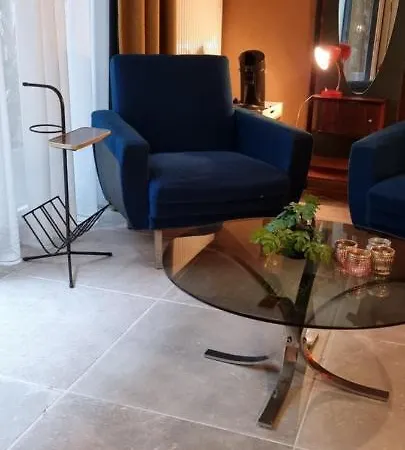 Logies La Chevre Folle - & Cooking In Style With Shared Kitchen 4* Oostende