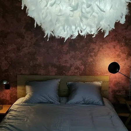 Logies La Chevre Folle - & Cooking In Style With Shared Kitchen Bed & Breakfast *