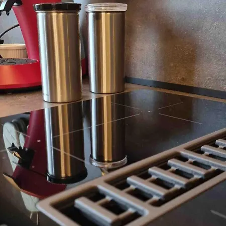 Logies La Chevre Folle - & Cooking In Style With Shared Kitchen Nocleg ze śniadaniem Ostenda