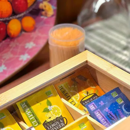 Bed and Breakfast La Chevre Folle - In Style With Free Basic Selfservice Breakfast