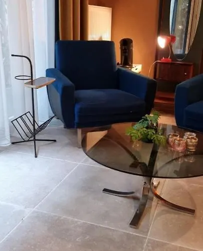 Logies La Chèvre Folle - Lodging&cooking In Style With Shared Kitchen 4* Ostende