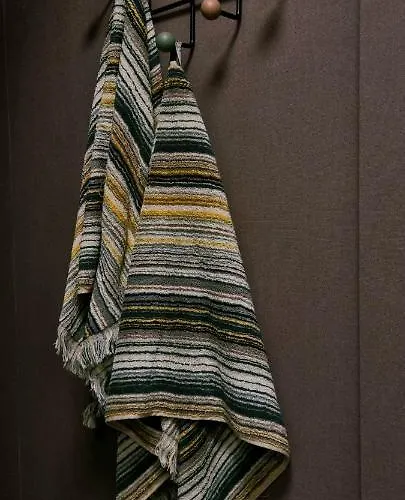 Logies La Chèvre Folle - Lodging&cooking In Style With Shared Kitchen 4*