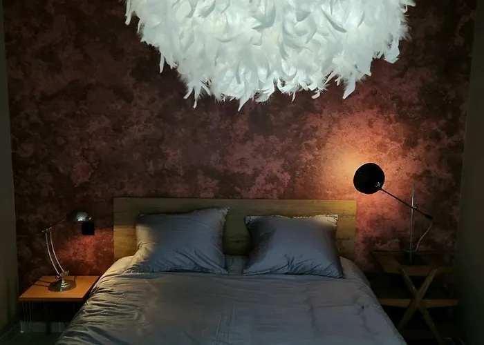 Logies La Chèvre Folle - Lodging&cooking In Style With Shared Kitchen Couette-café 4*