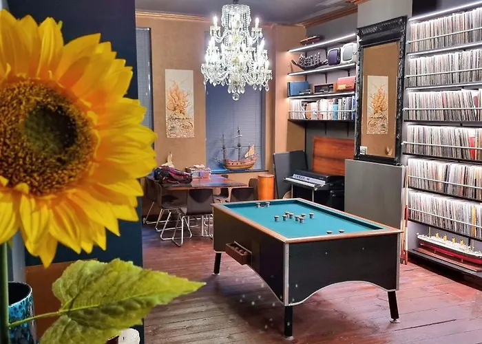 Couette-café Logies La Chèvre Folle - Lodging&cooking In Style With Shared Kitchen