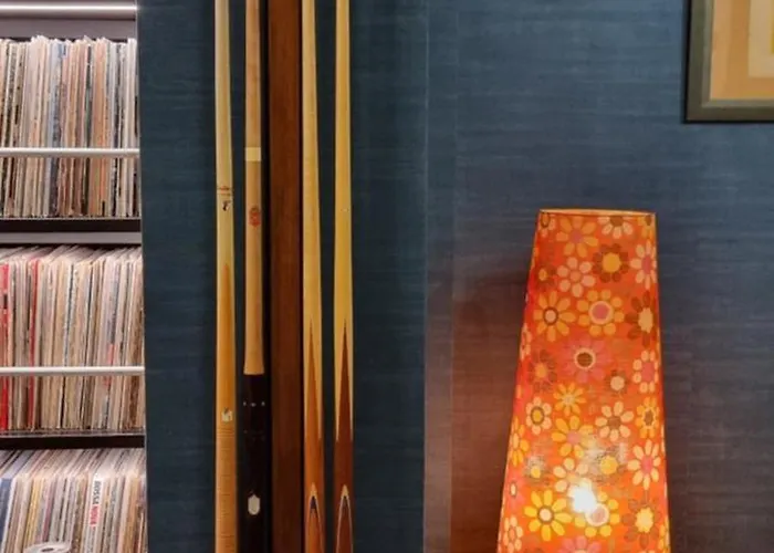 La Chevre Folle - In Style Featuring A Free Basic Breakfast Oostende