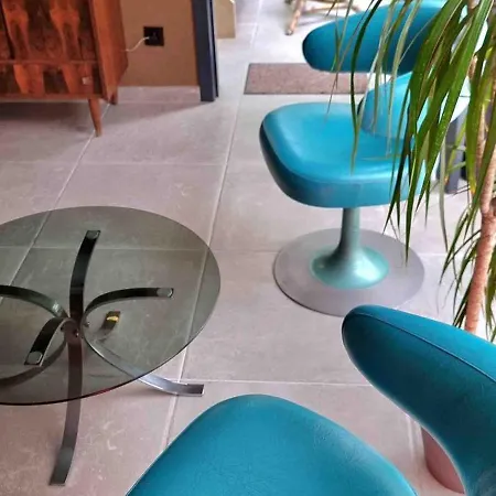 Bed & Breakfast Logies La Chèvre Folle - Lodging&cooking In Style With Shared Kitchen Ostenda